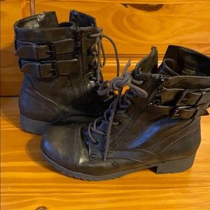Guess lace up boots